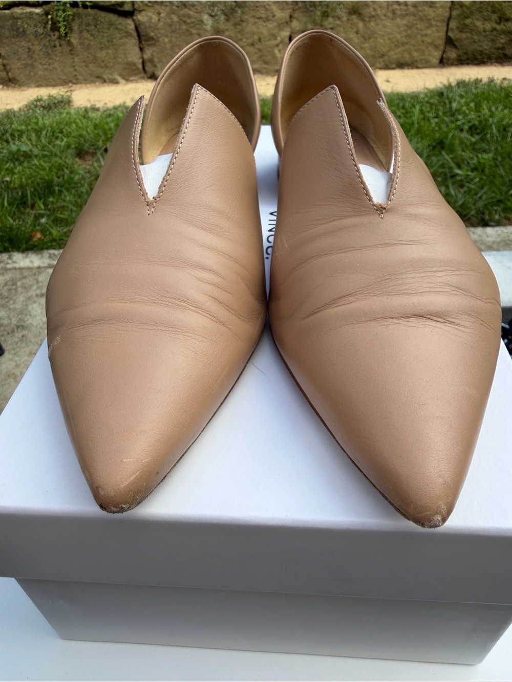 Vince Darlington Women's Pointed V-Slit Slip-On d’Orsay Flats in Nude - Picture 4 of 9